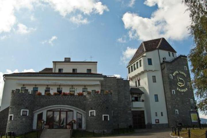 CASTEL DRACULA