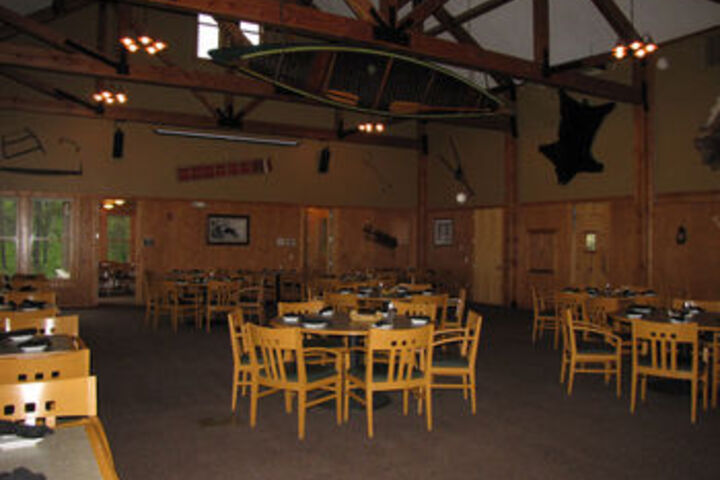 Dining 11 of 35