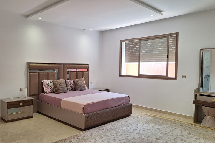 Room 30 of 67