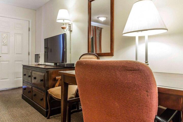 2 Double Beds (2 of 7)