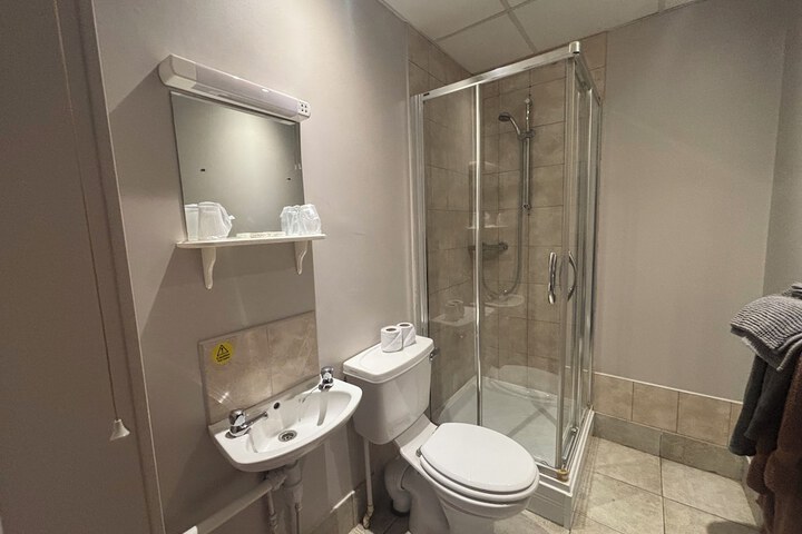 Room 20 of 29