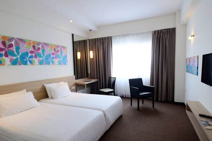 Room 3 of 31
