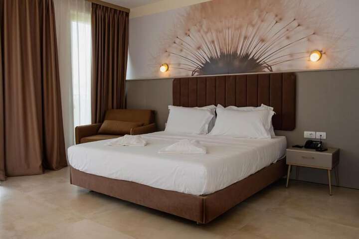 Room 29 of 87
