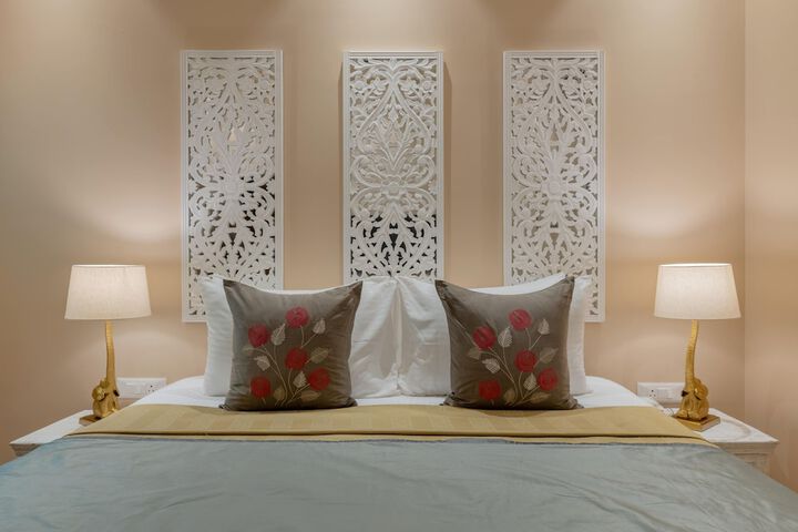 Room 4 of 226