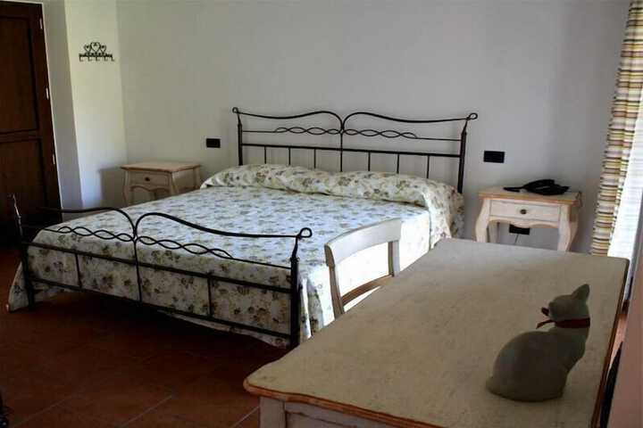 Room 18 of 161