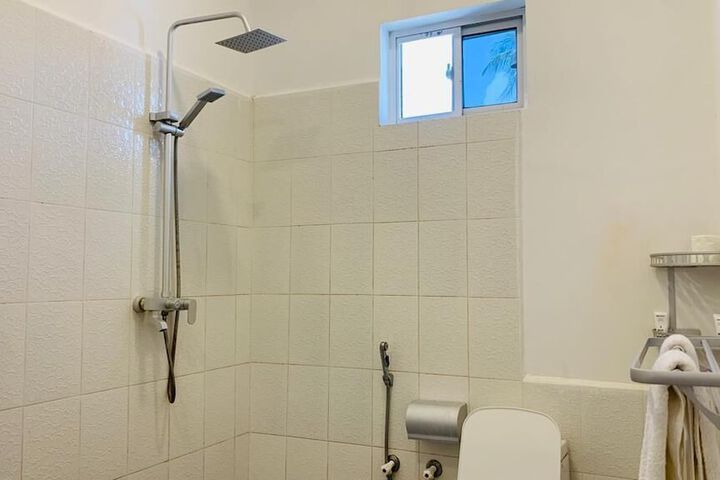 Room 8 of 22