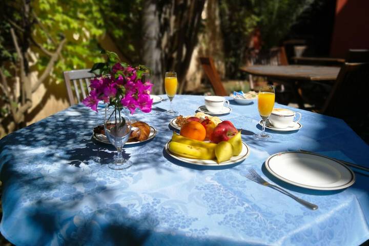 Breakfast/Coffee Service 53 of 73