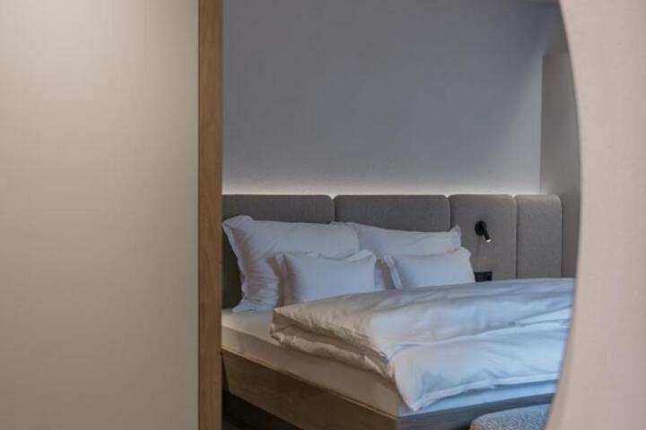 General 25 of 94