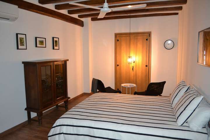 Room 15 of 162