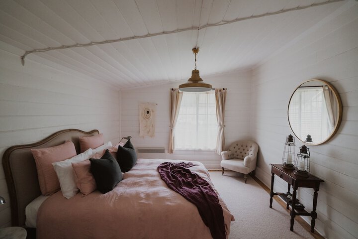 Room 38 of 164