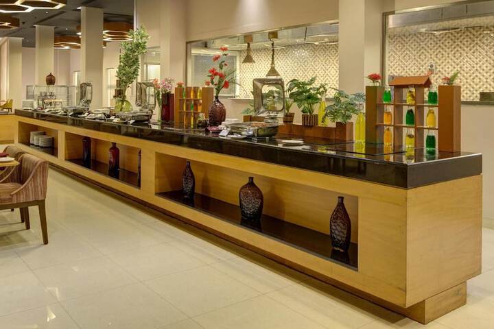 Dining Photos