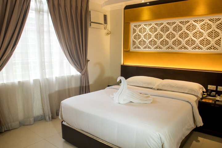 Room 6 of 47