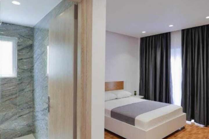 Room 7 of 22