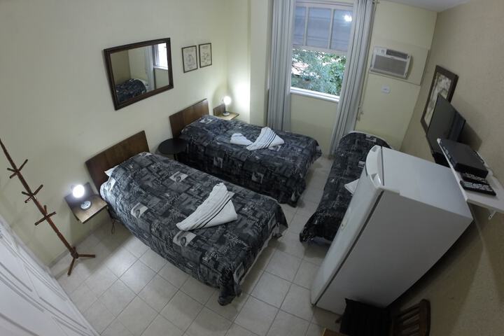 Room 30 of 64