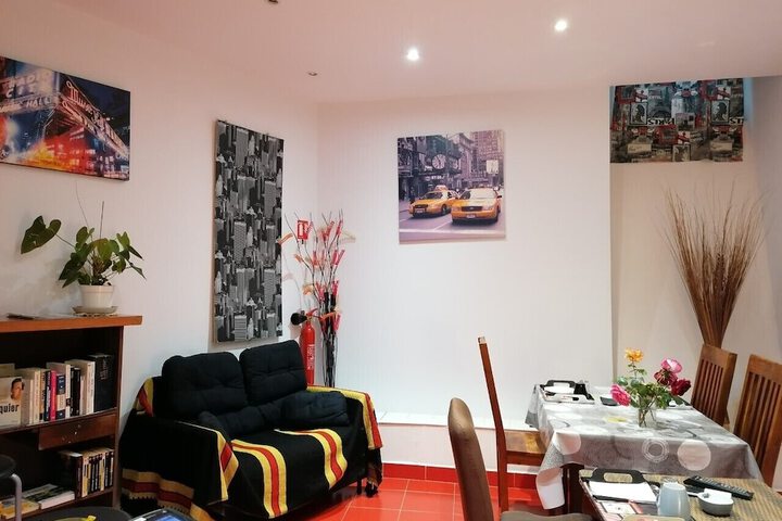 Room 34 of 62