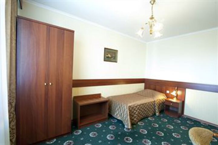 Room 21 of 41