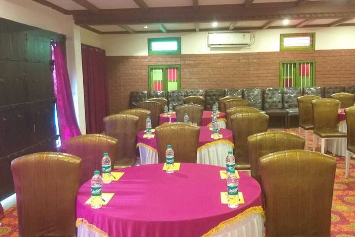 Ballroom/Hall 49 of 63