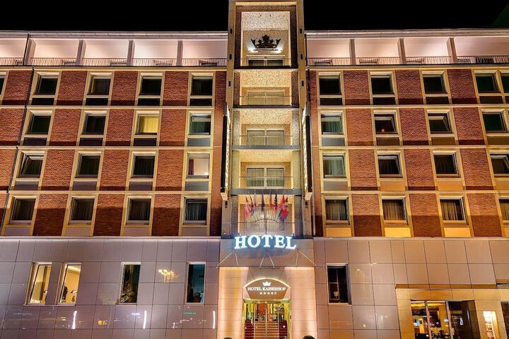 Hotel 102 of 102