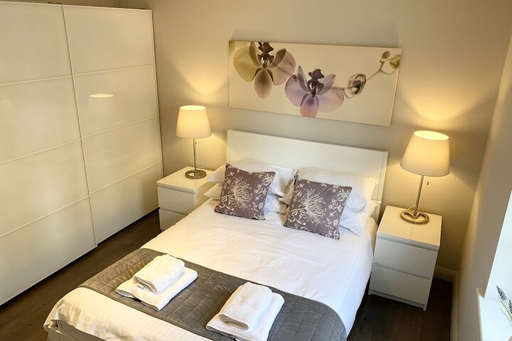 Room 3 of 14