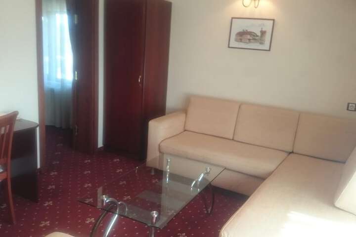 Room 22 of 57