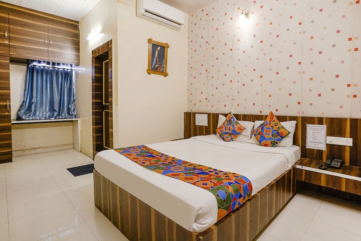 Room 15 of 29