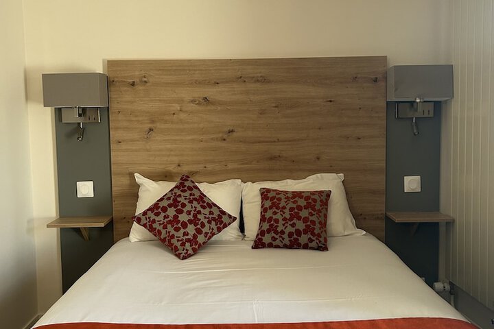 Room 20 of 76