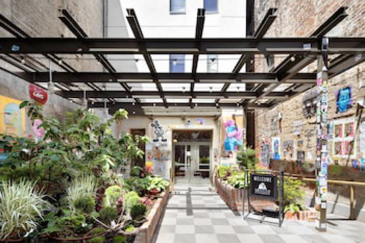 Hotel 166 of 171