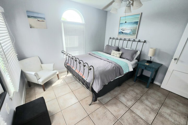 Room 14 of 80