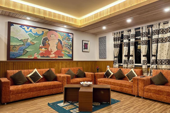 Hotel Interior 6 of 35