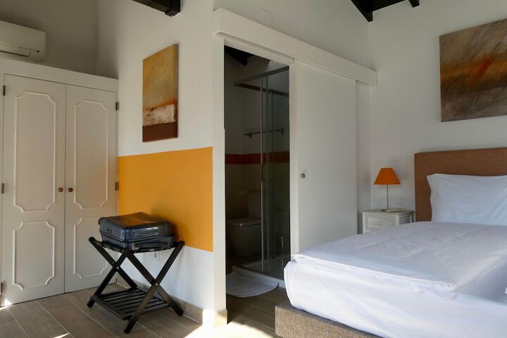 Room 14 of 61