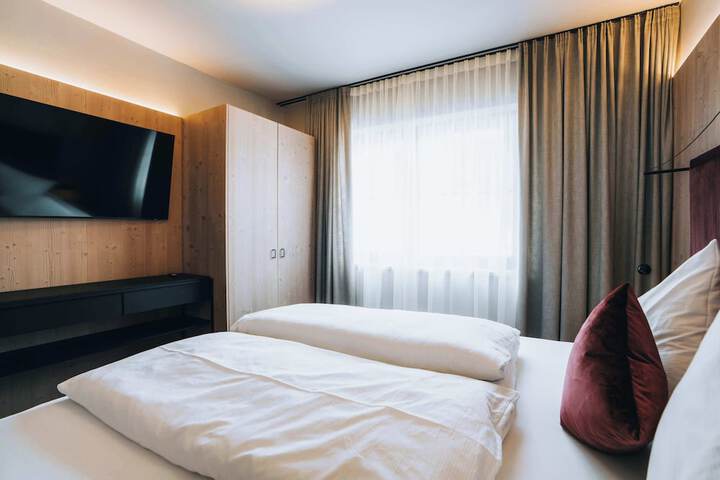 Room 149 of 505