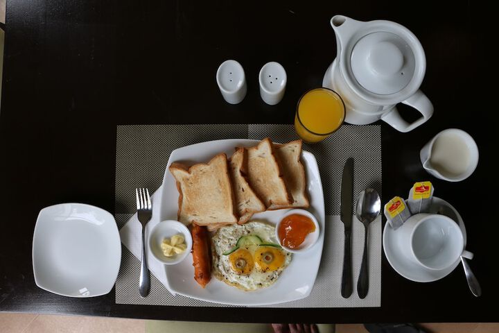 Breakfast/Coffee Service 66 of 86
