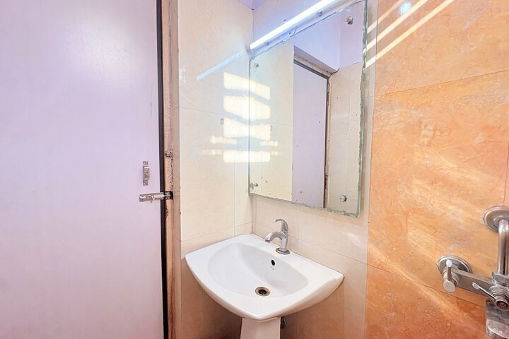 Room 10 of 10