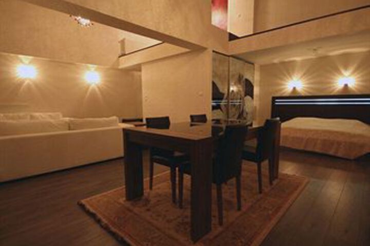Room 5 of 29