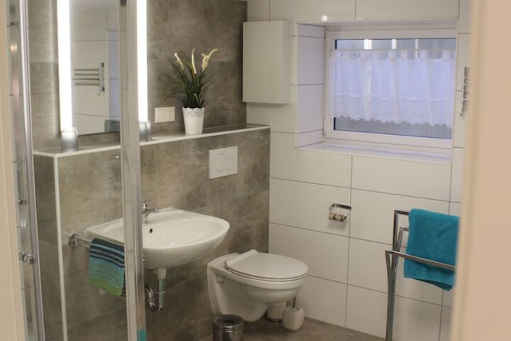 Room 15 of 21