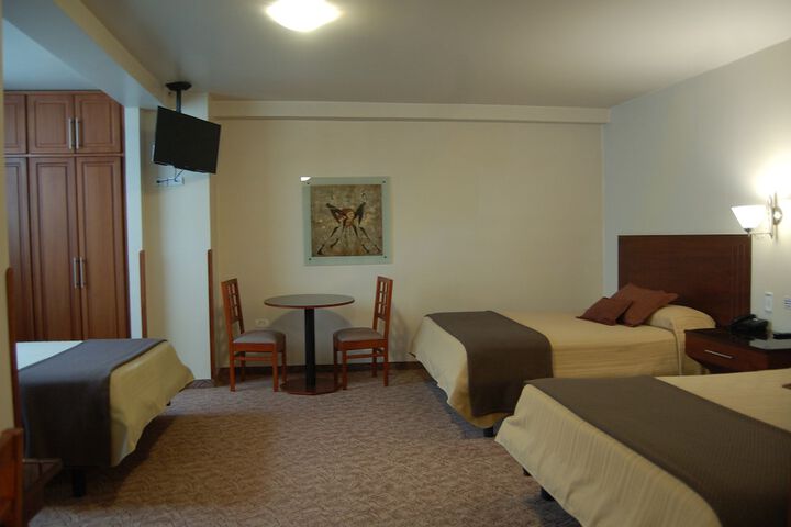 Room 4 of 39