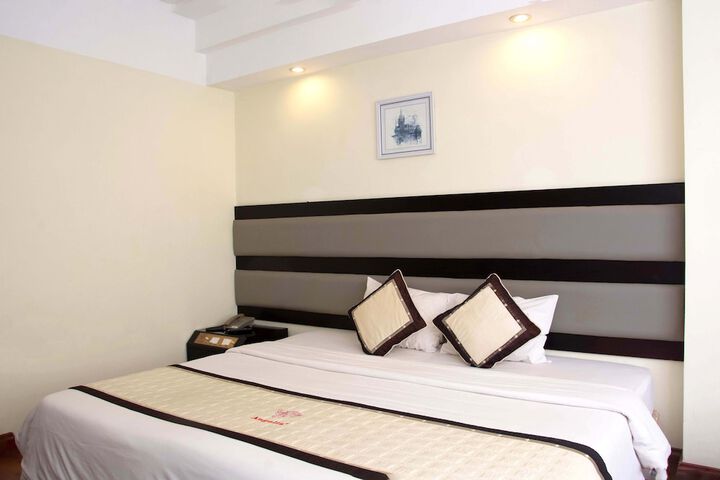 Room 20 of 51