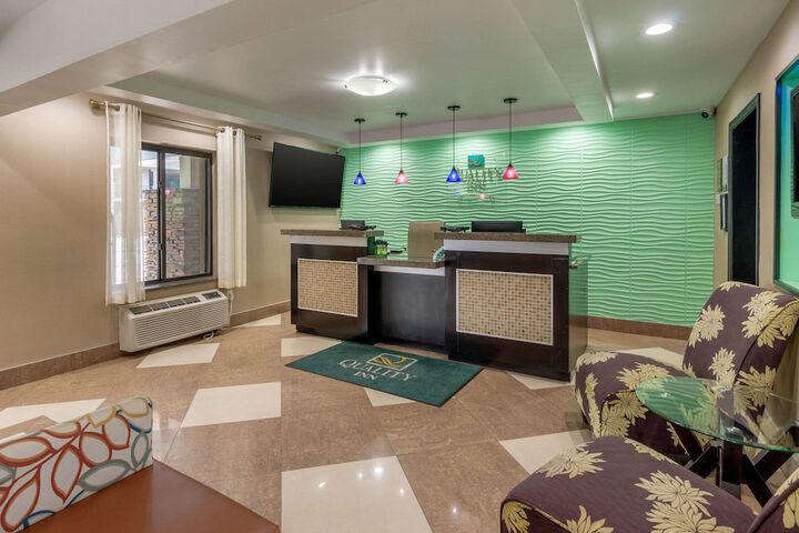 Guest Lobby