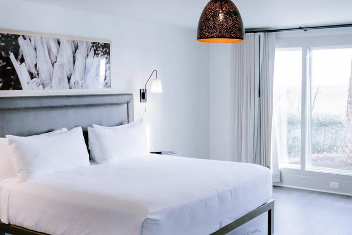 Room 40 of 220