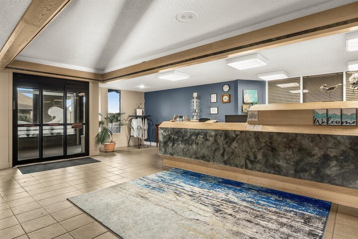 Lobby Photos