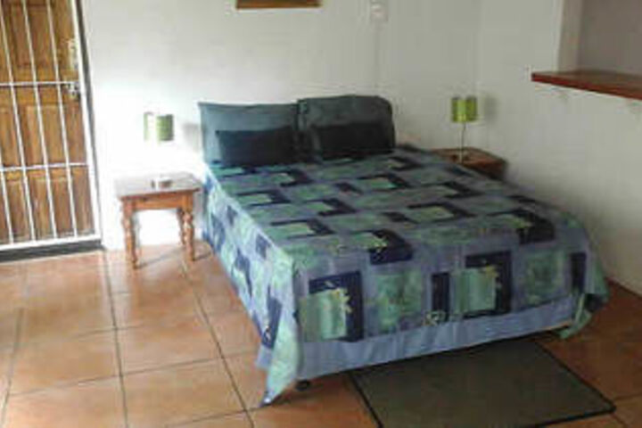Room 7 of 33
