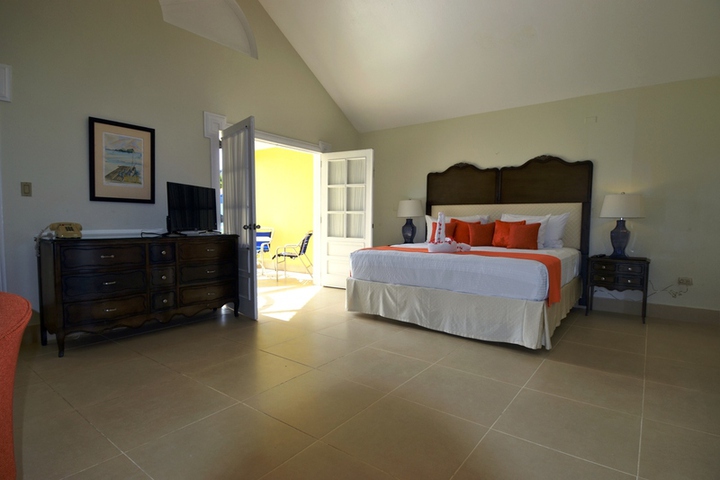 Room 2 of 7