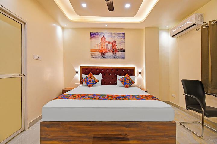 Room 18 of 26