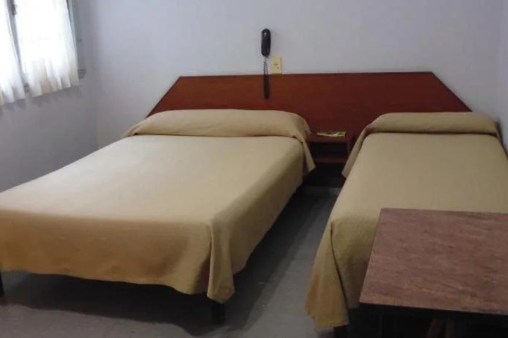 Room 3 of 14
