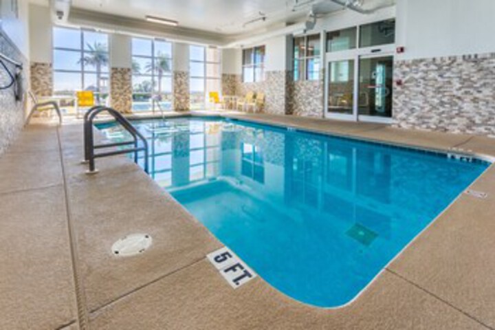 Pool 20 of 55