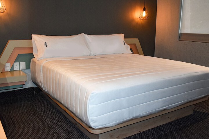 Room 5 of 39
