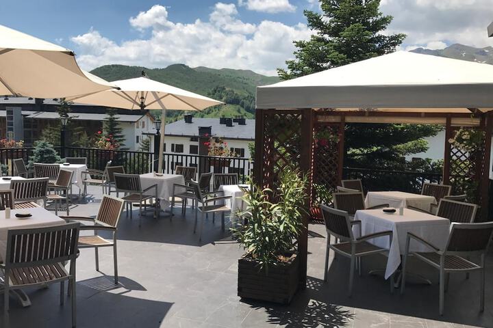 Terrace/Patio 7 of 43