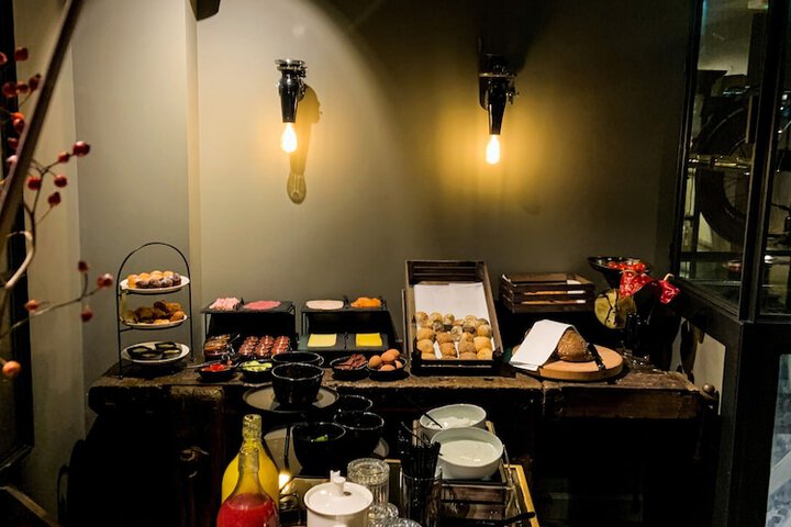 Dining 87 of 103