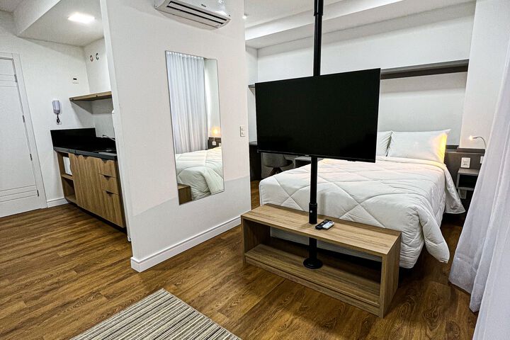Room 19 of 21