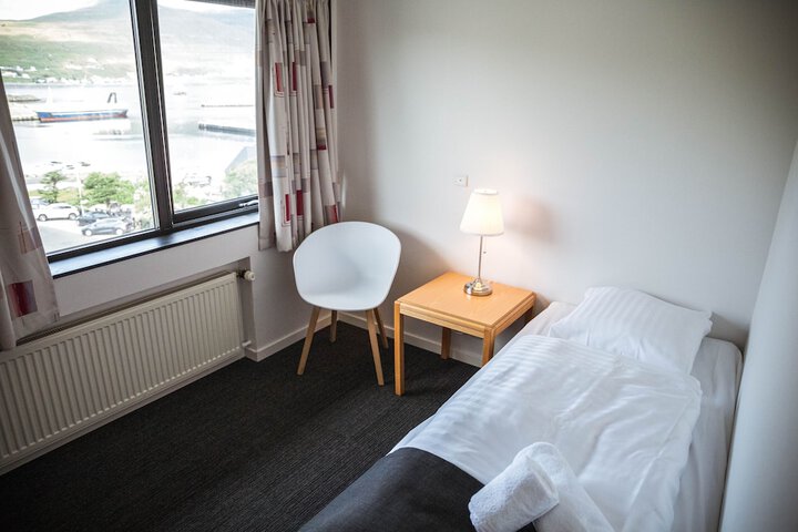 Room 14 of 27